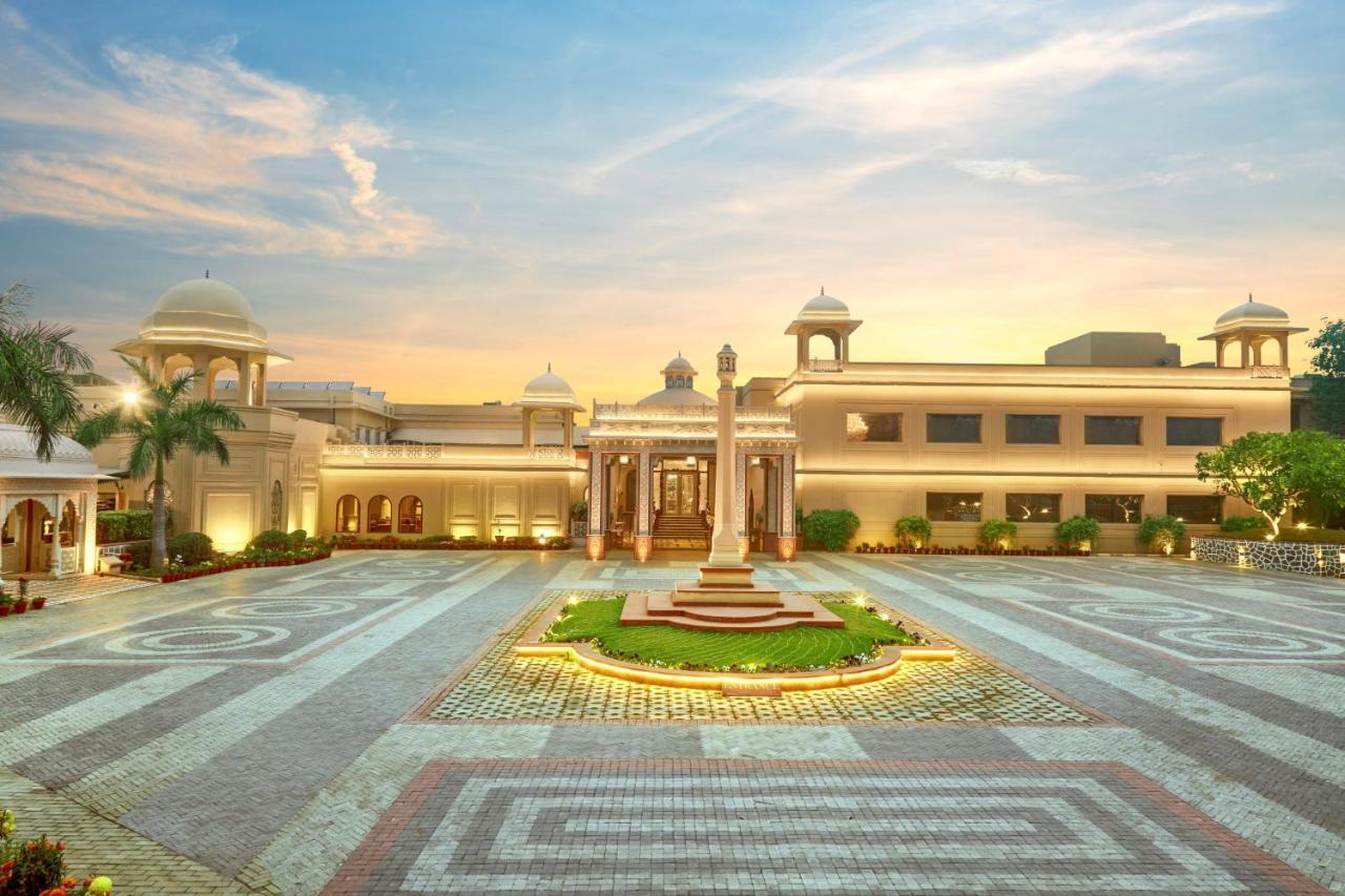 Heritage Village Resort & Spa Manesar-Ґурґаон Екстер'єр фото