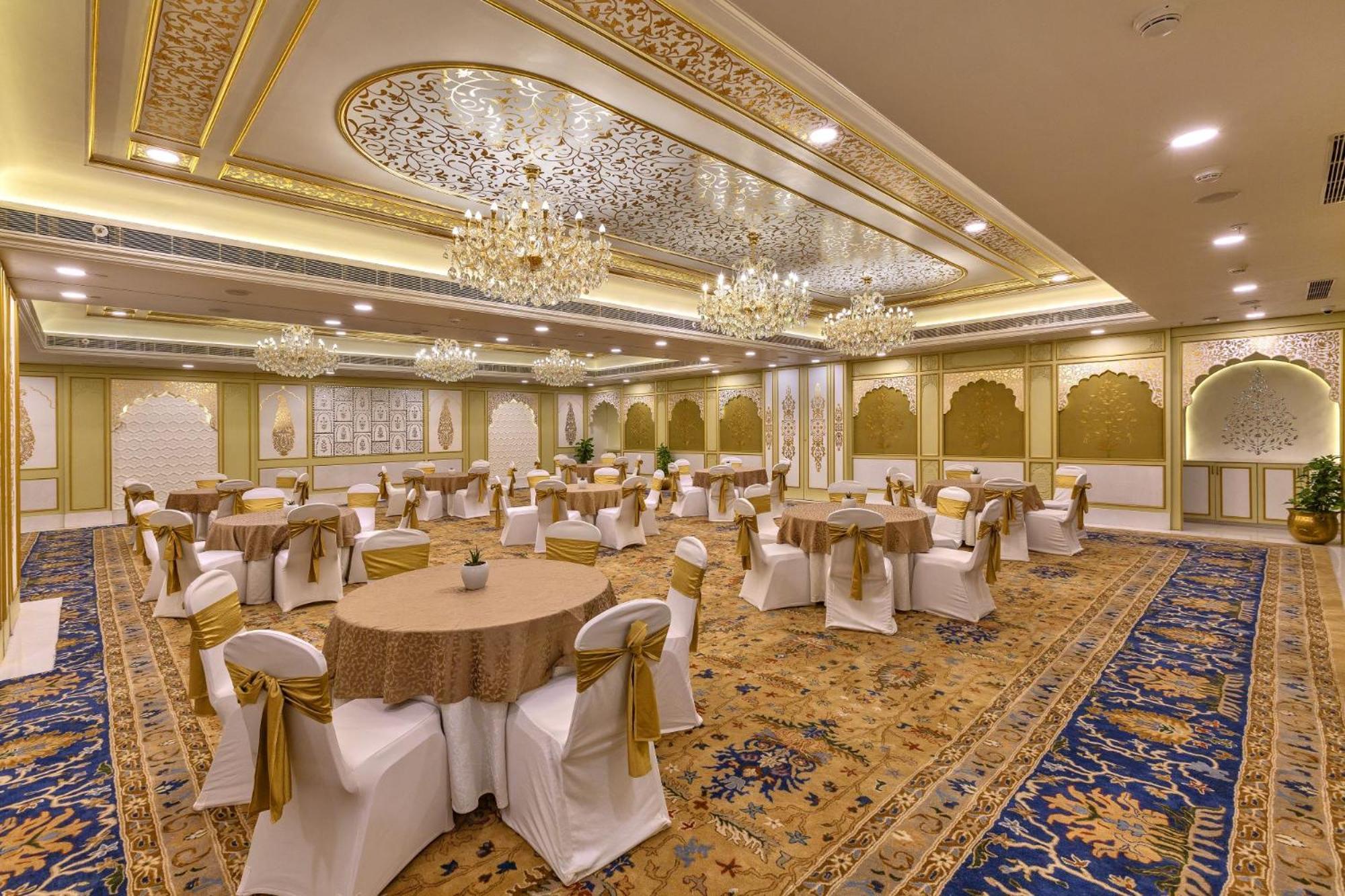 Heritage Village Resort & Spa Manesar-Ґурґаон Екстер'єр фото