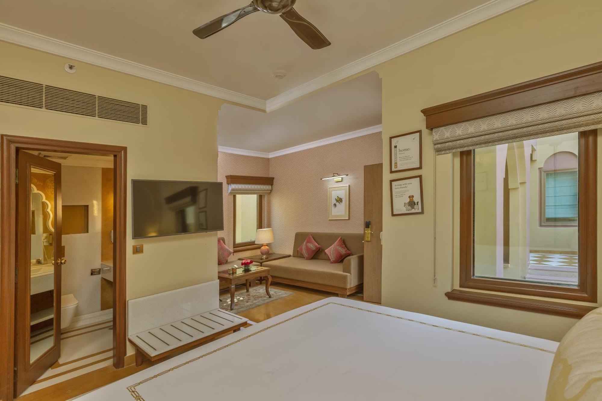 Heritage Village Resort & Spa Manesar-Ґурґаон Екстер'єр фото