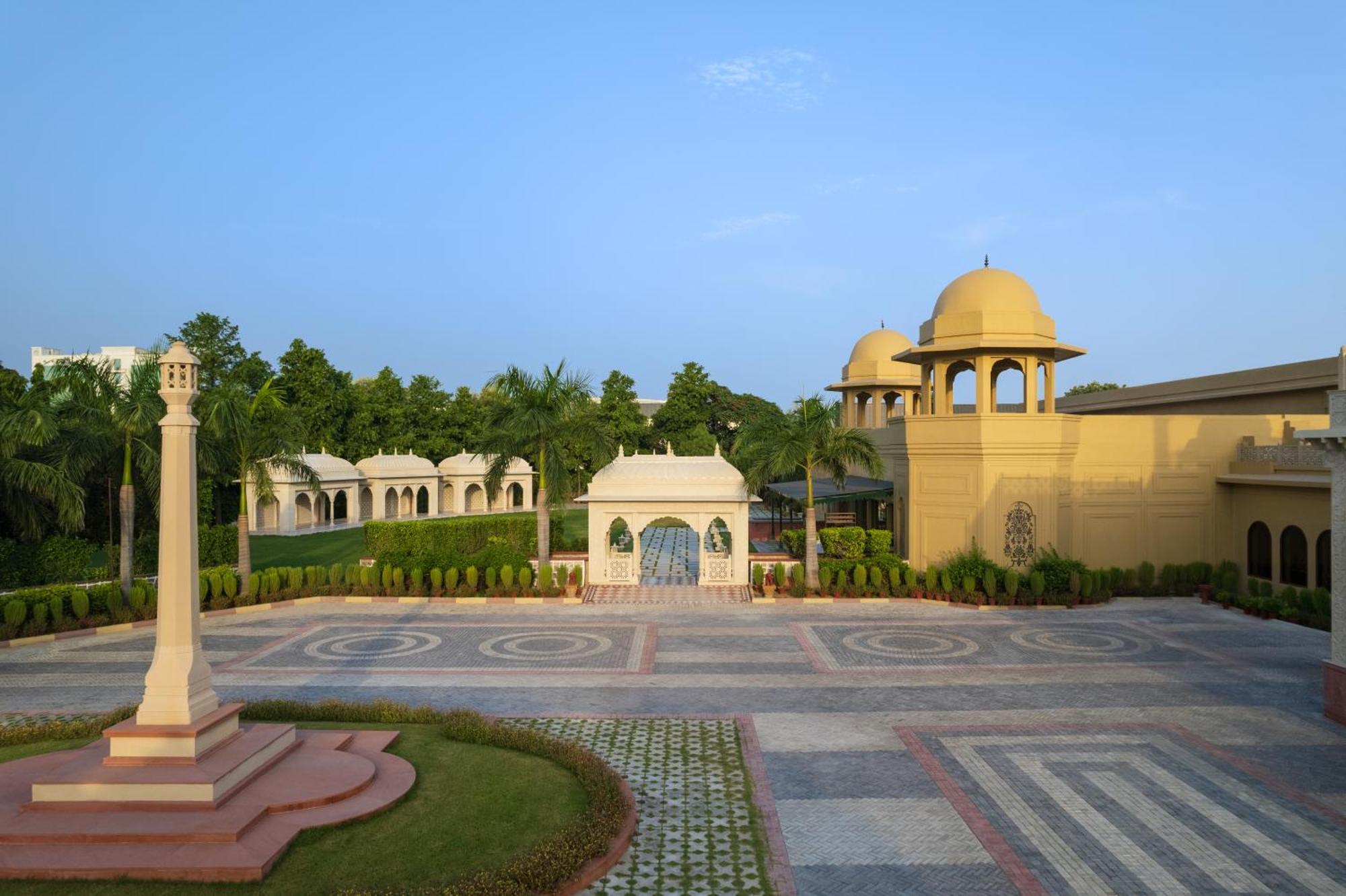 Heritage Village Resort & Spa Manesar-Ґурґаон Екстер'єр фото